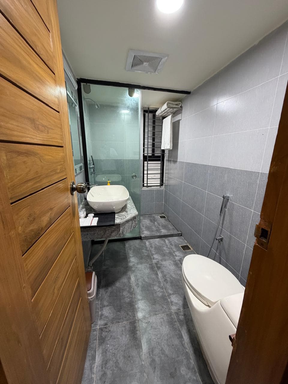 Premium Suite 5