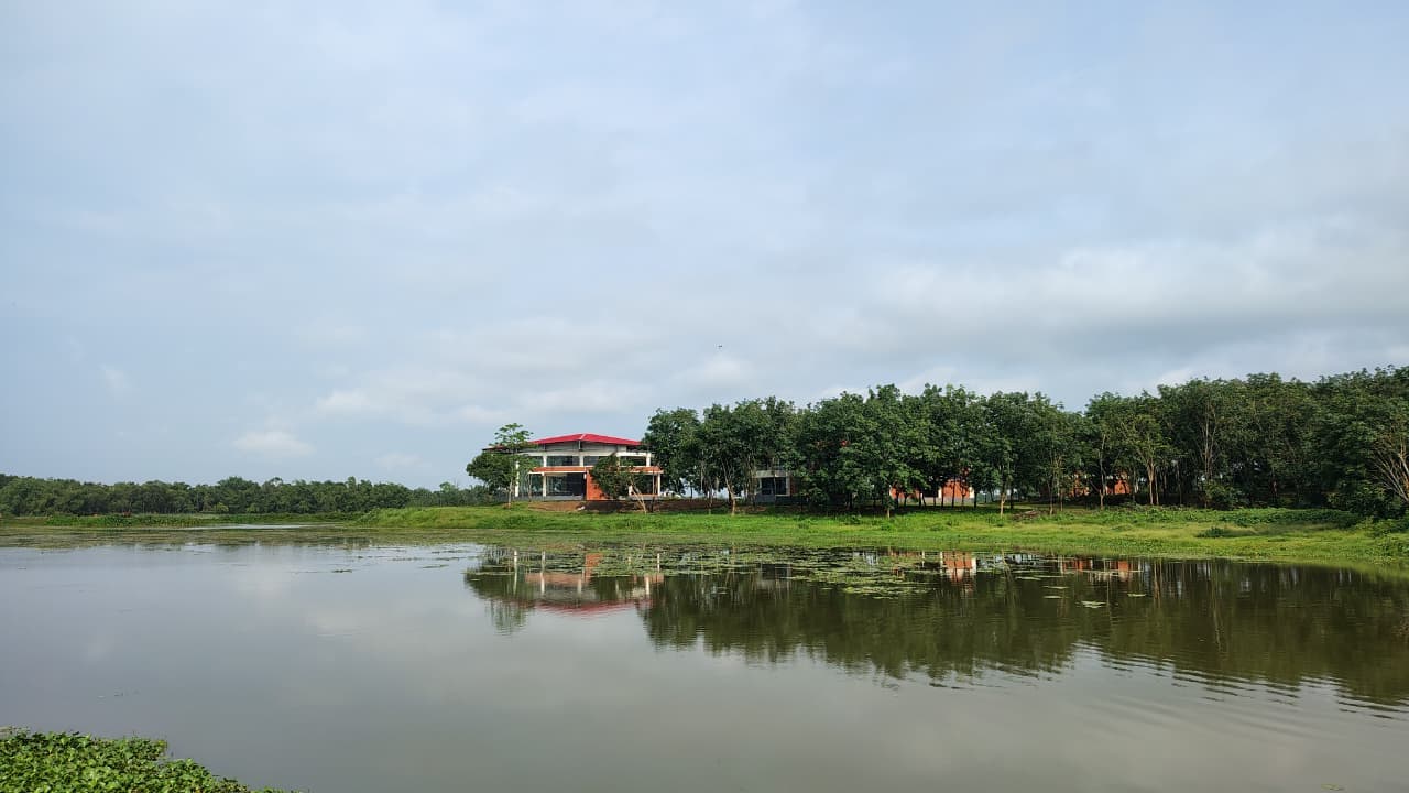 Chuti Forest Eagle Resort — Paradise Escape
